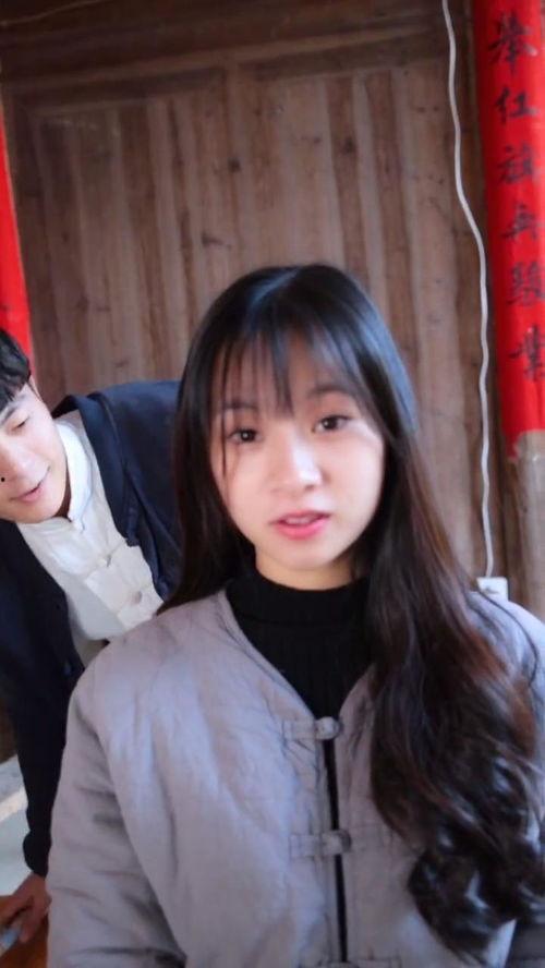 小杰爆料女朋友是谁视频,女朋友身份曝光，网友热议